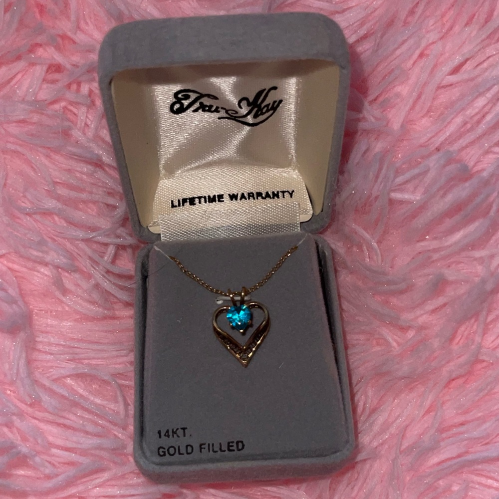 Gold heart turquoise necklace